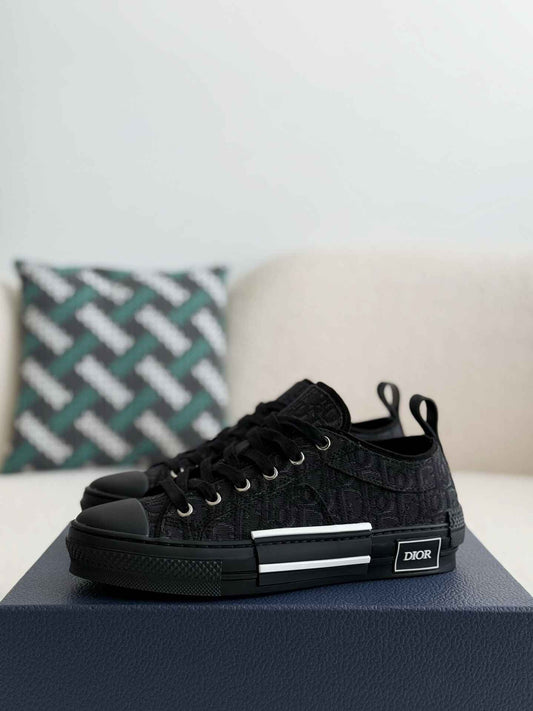 Dior B23 Low-Top Sneaker in Black Dior Oblique Jacquard (Black Sole Version)