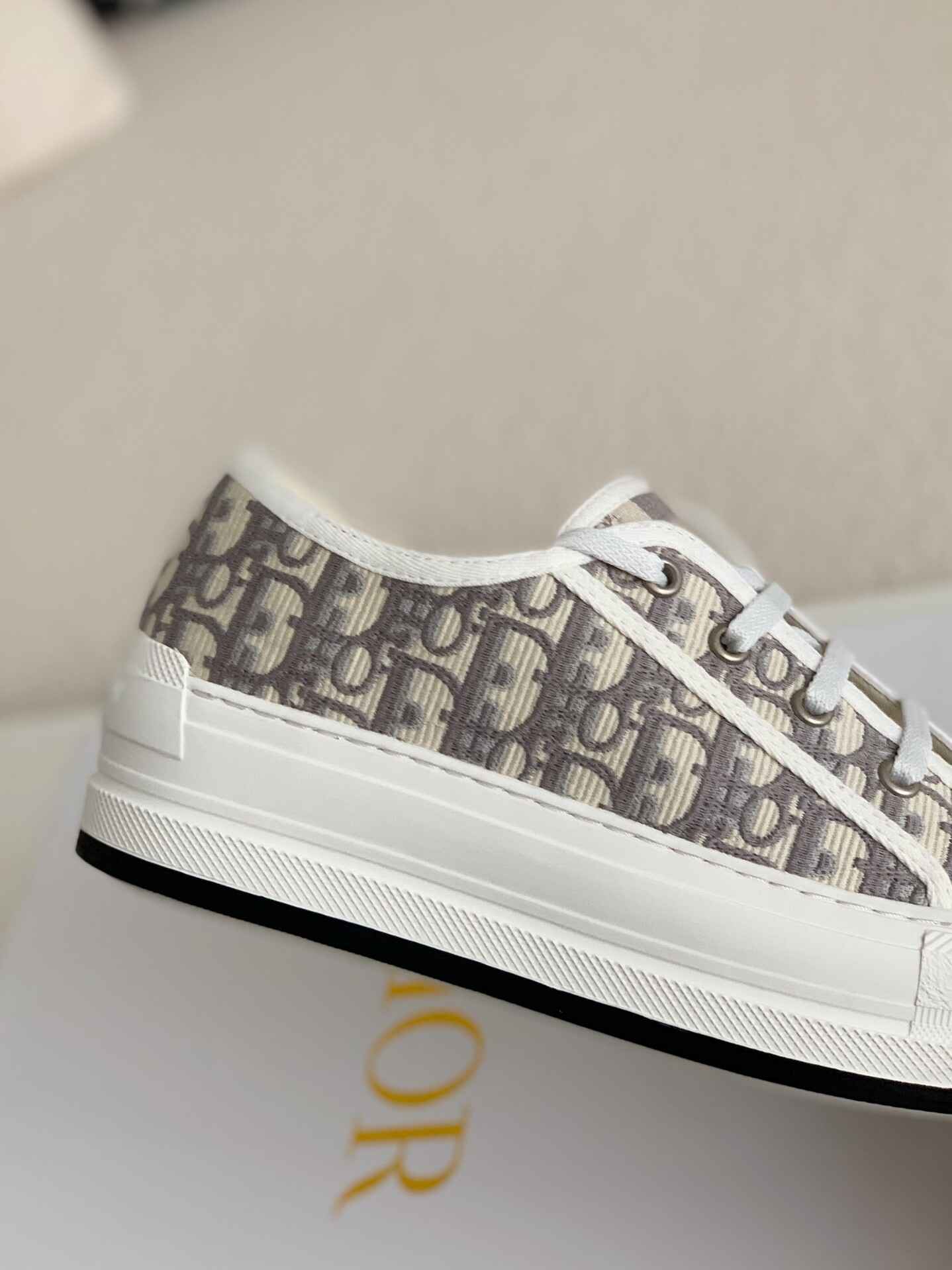 Christian Dior Oblique Embroidered Beige Walk'n'Dior  Sneakers