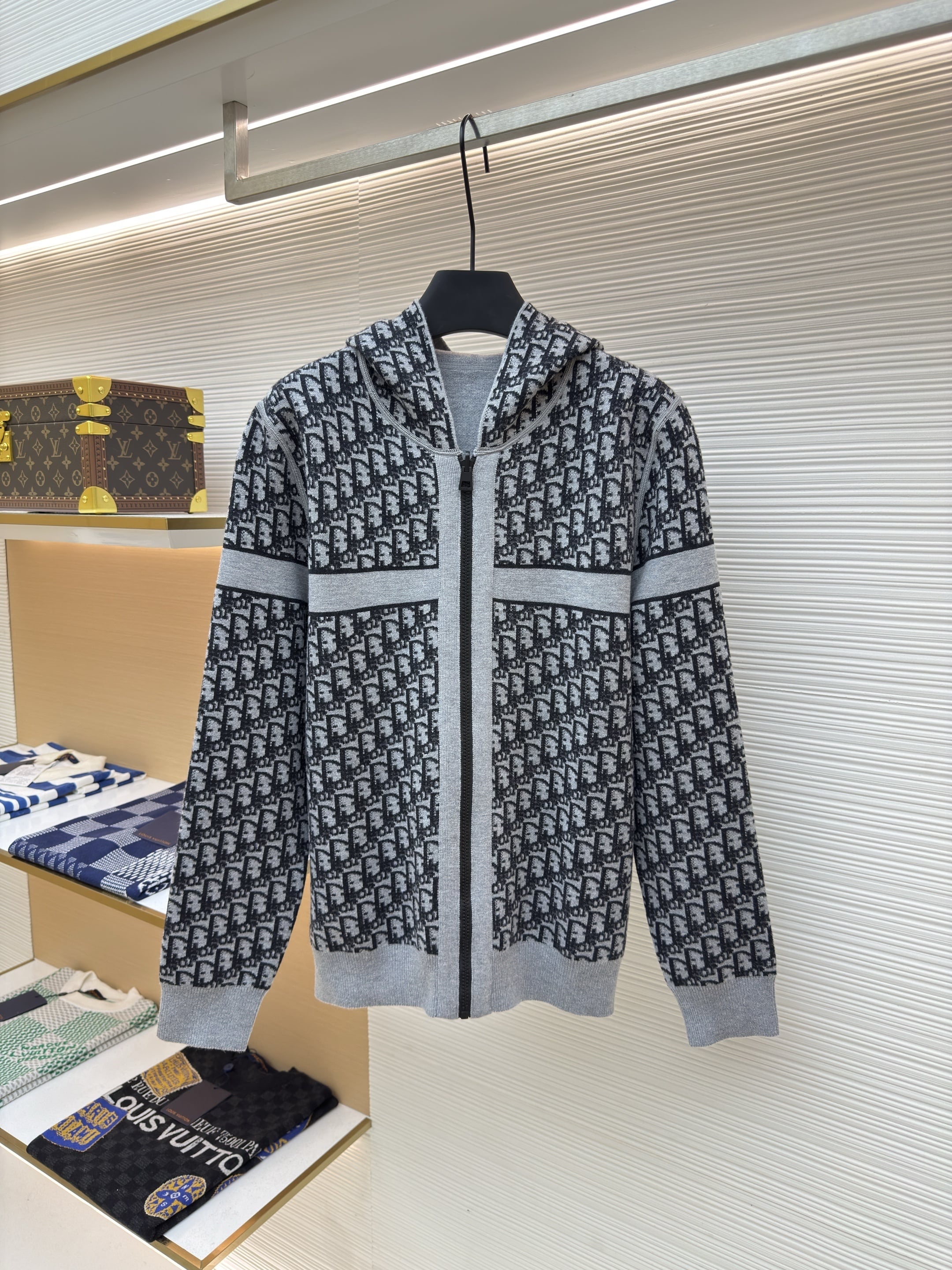 Dior カーディガン XL Dior Oblique Black Reversible Zipped Cardigan with Hood – HolloShoe