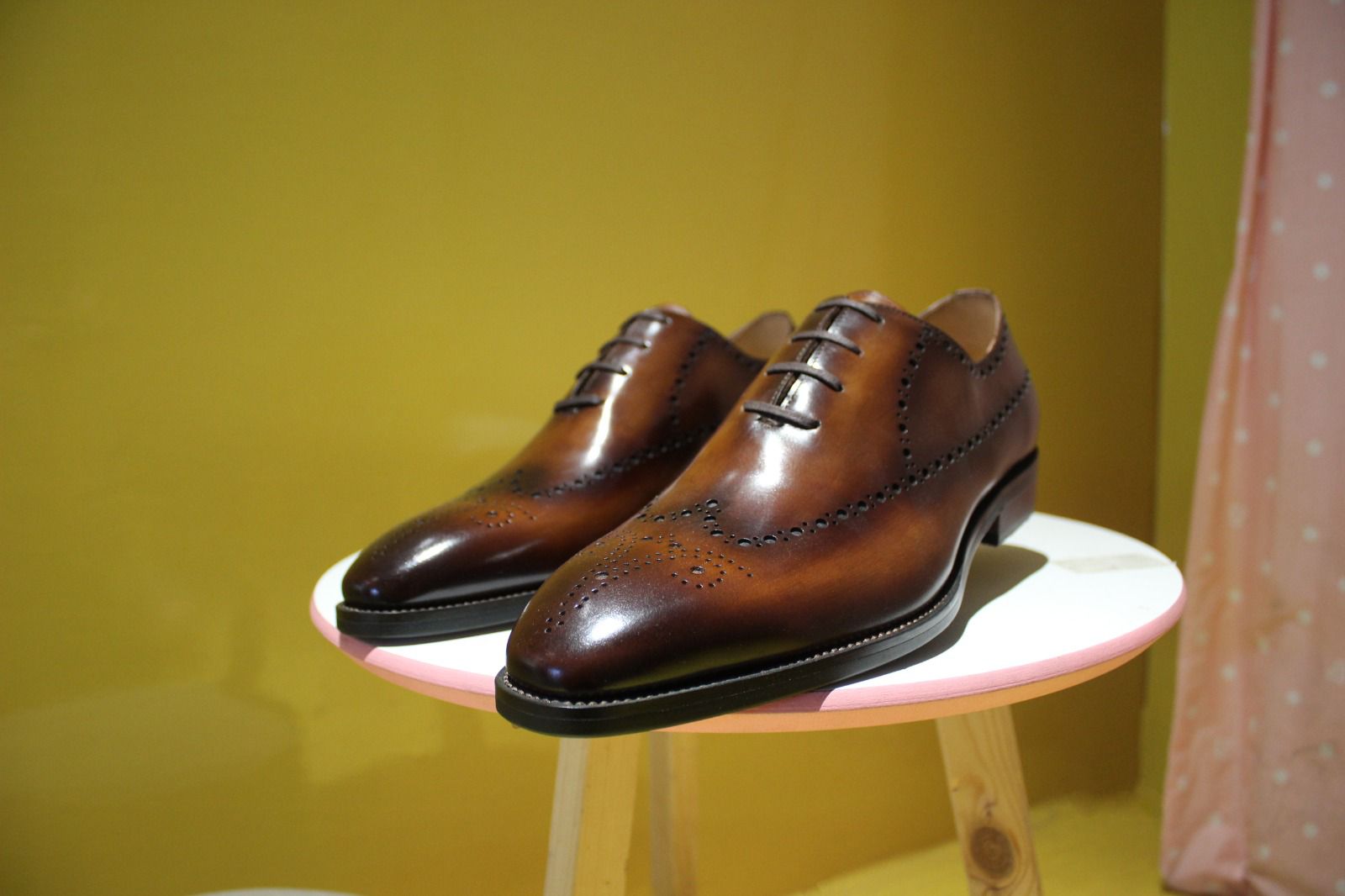 Elegant Cognac Brogue Oxford Dress Shoes 47
