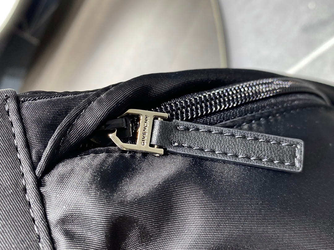 Givenchy Black Logo-Plaque Belt Bag