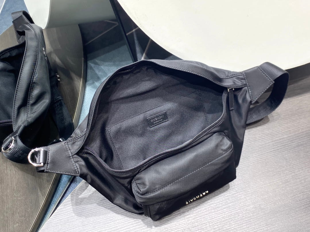 Givenchy Black Logo-Plaque Belt Bag