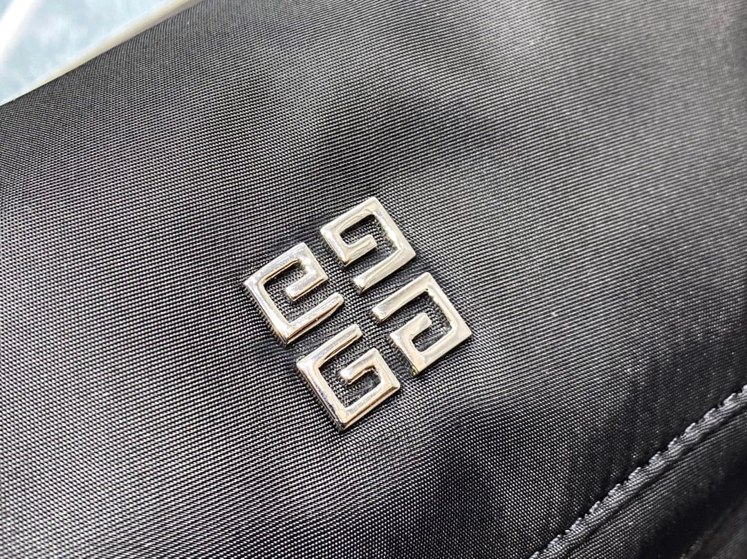 Givenchy Black Logo-Plaque Belt Bag