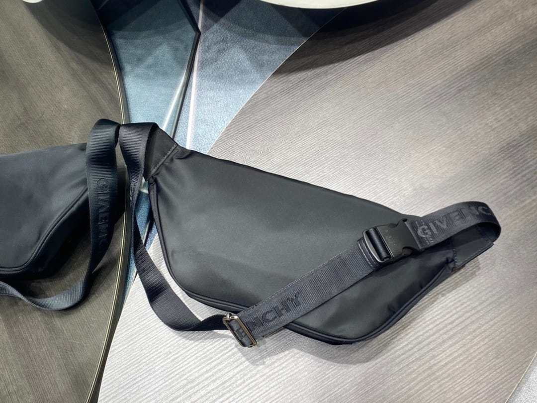 Givenchy Black Logo-Plaque Belt Bag