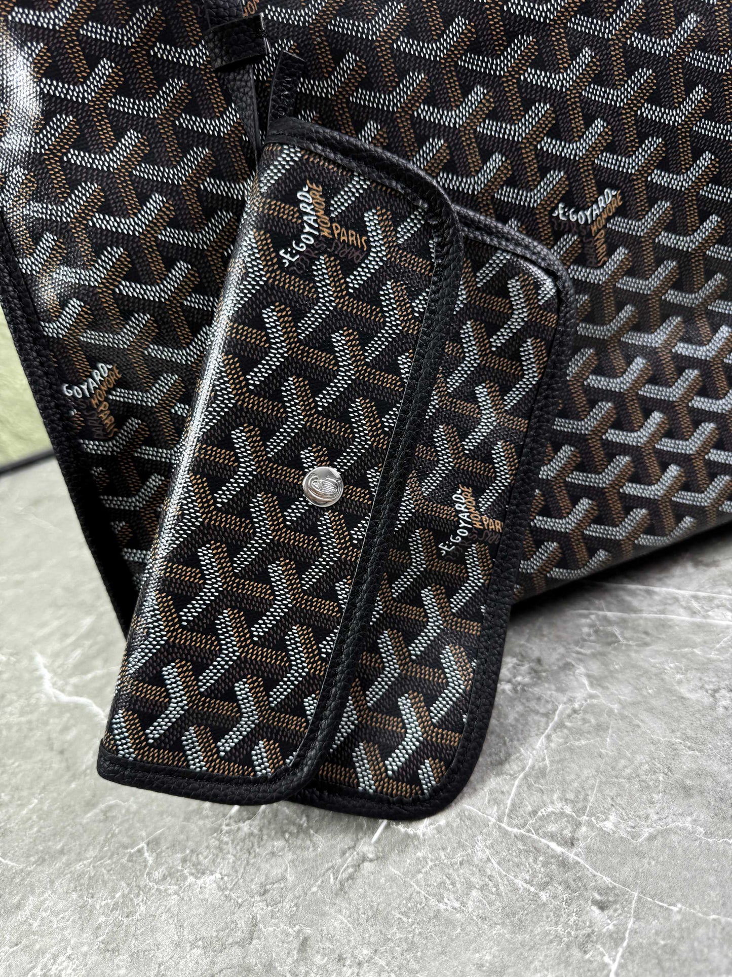 Goyard Hardy PM Bag - All-Black Goyardine Coated Canvas Zippered Tote