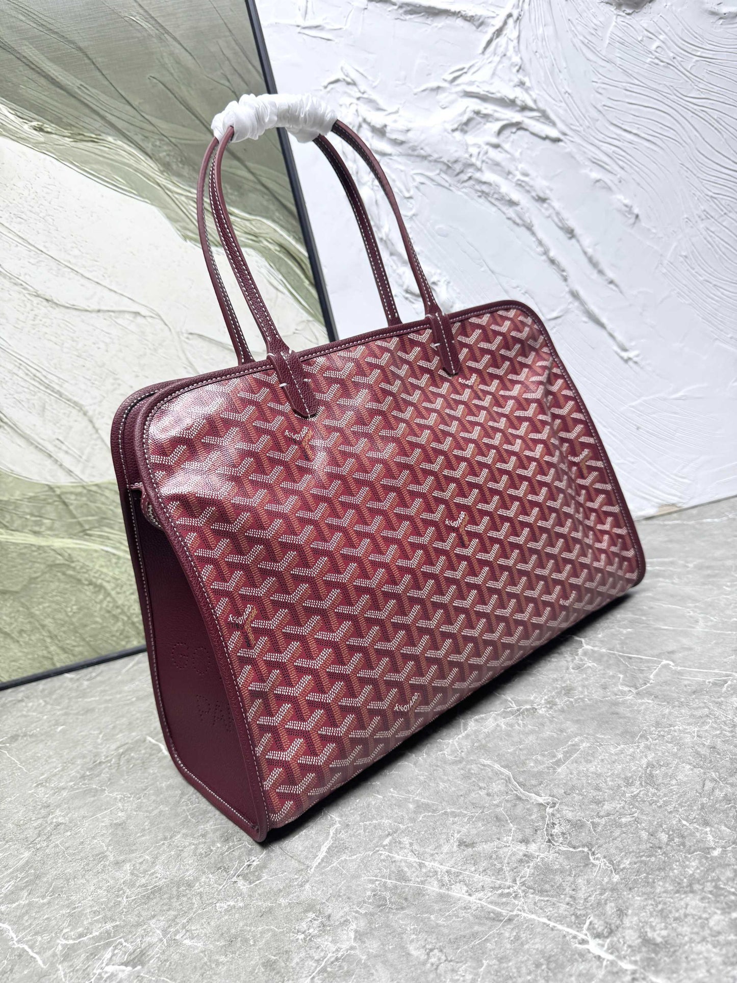 Goyard Hardy PM Bag - Burgundy Goyardine Coated Canvas Zippered Tote