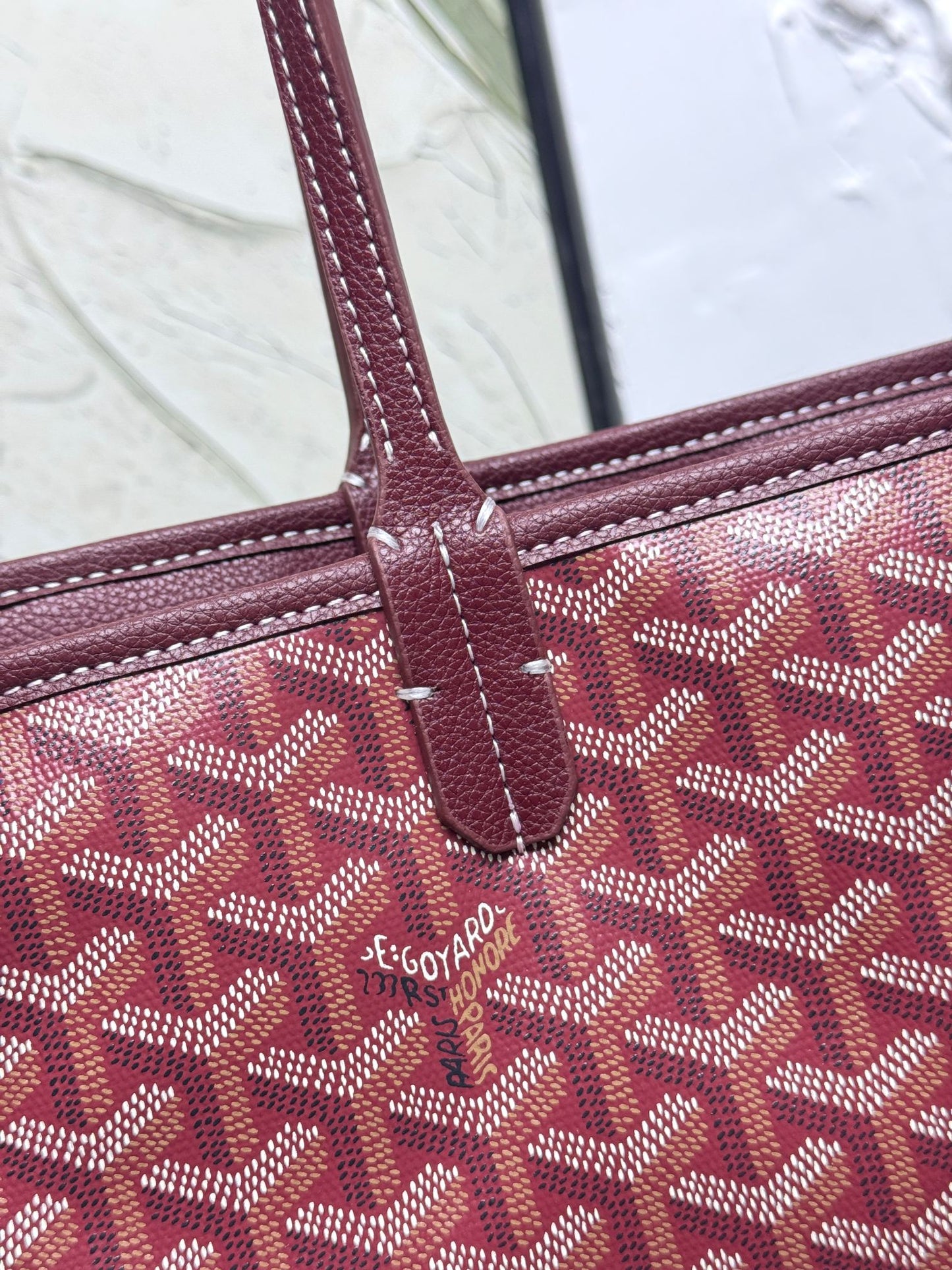 Goyard Hardy PM Bag - Burgundy Goyardine Coated Canvas Zippered Tote