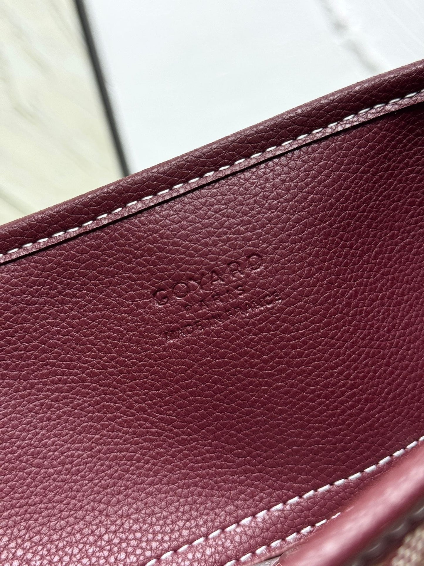 Goyard Hardy PM Bag - Burgundy Goyardine Coated Canvas Zippered Tote