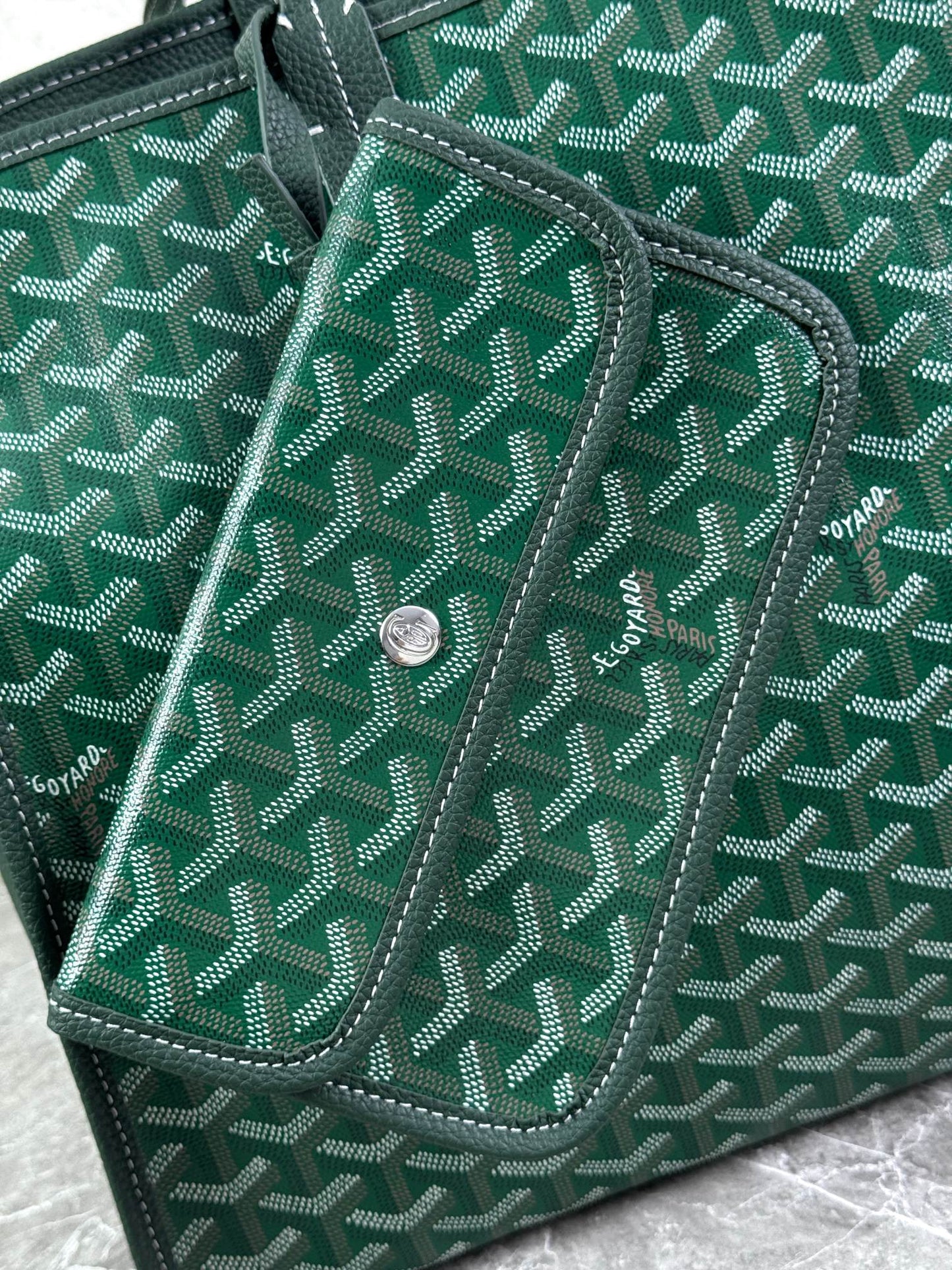 Goyard Hardy PM Bag - Green Goyardine Coated Canvas Zippered Tote
