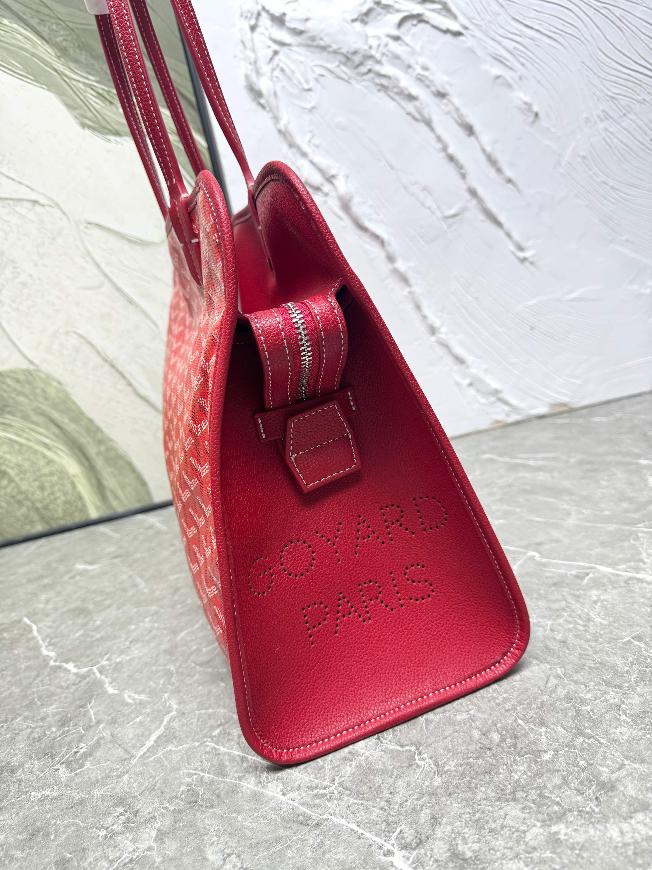 Goyard Hardy PM Bag - Red Goyardine Coated Canvas Zippered Tote