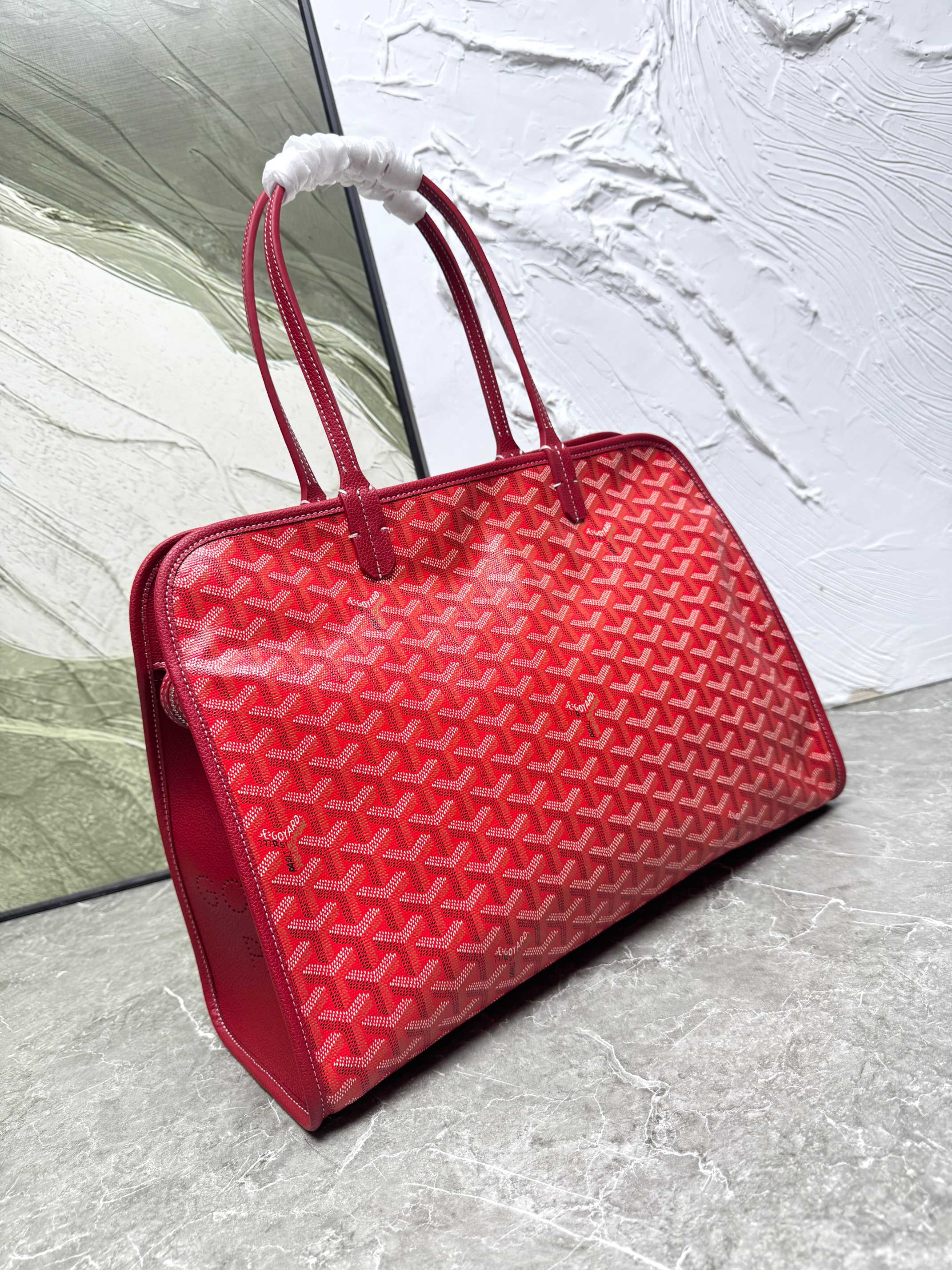 Goyard Hardy PM Bag - Red Goyardine Coated Canvas Zippered Tote