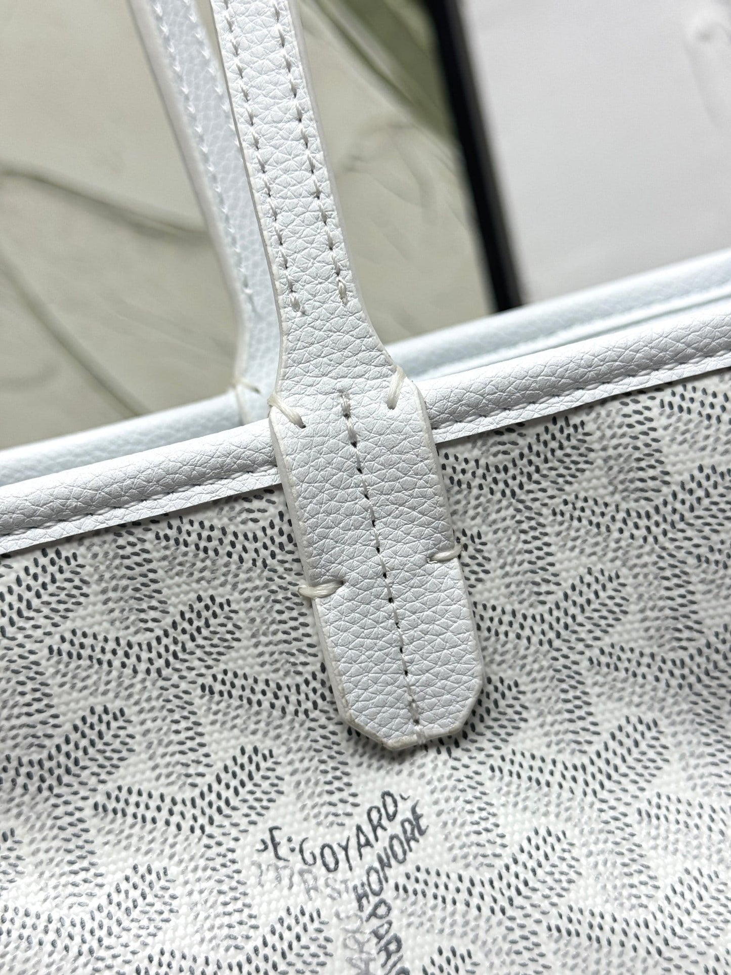 Goyard Hardy PM Bag - White Goyardine Coated Canvas Zippered Tote