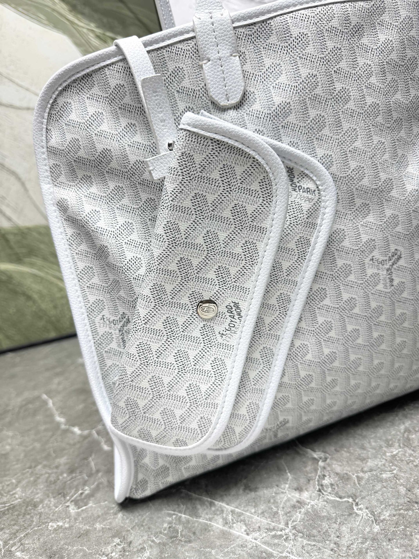 Goyard Hardy PM Bag - White Goyardine Coated Canvas Zippered Tote