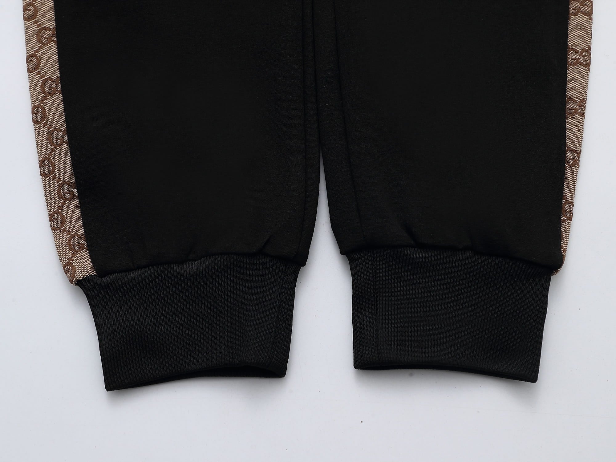 Gucci GG Supreme Color-Block Tracksuit - Black Jersey Zip Jacket