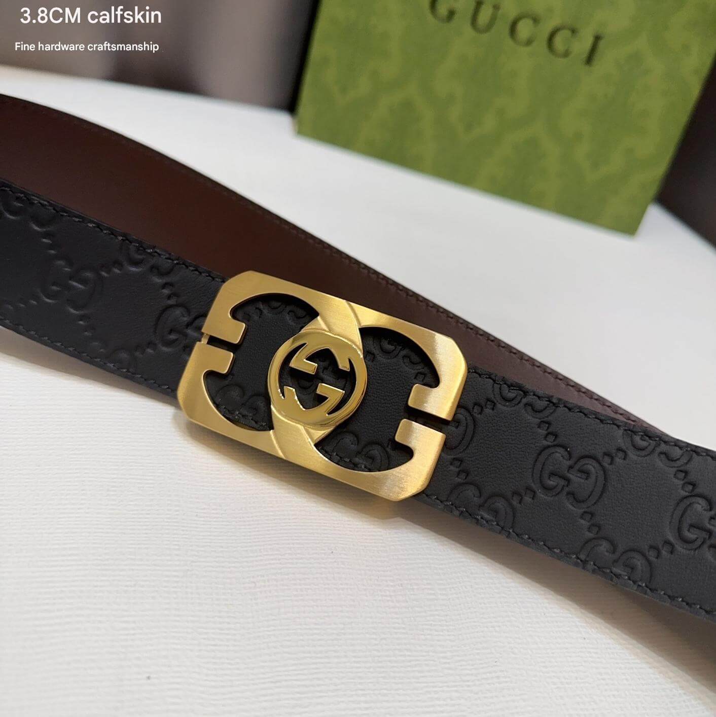 Gucci Signature Black Leather Belt with Cut-Out Gold Interlocking
