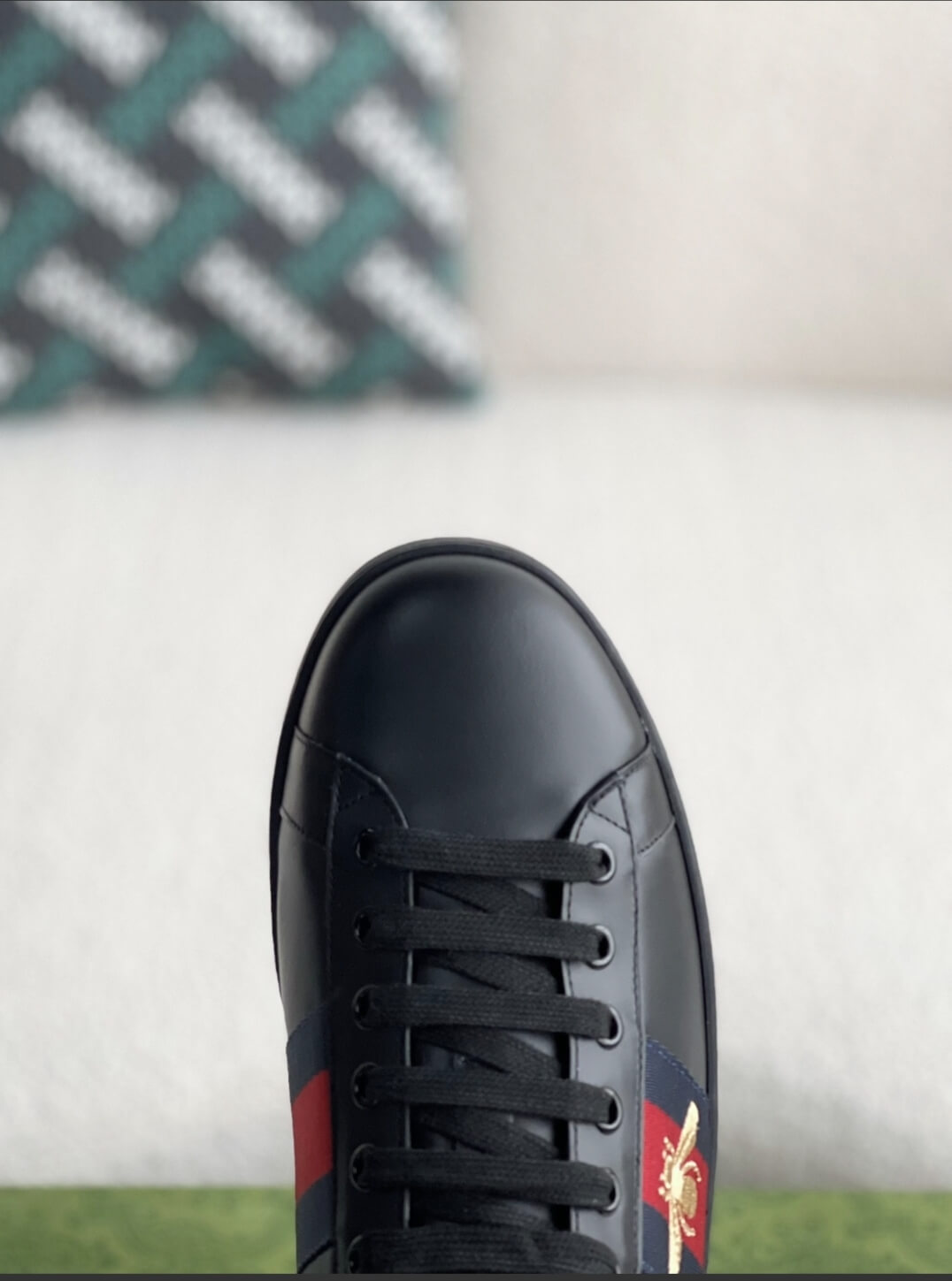 Gucci Ace Sneaker Black Leather with Web Stripe and Bee  display picture 3