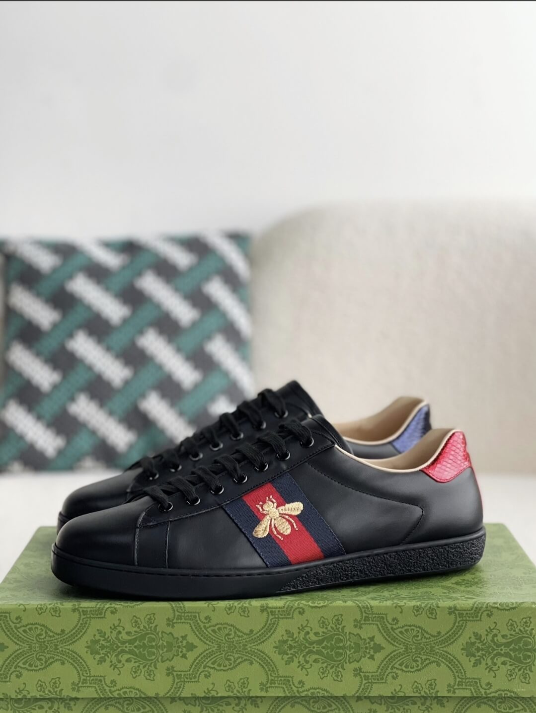 Gucci Ace Bee Black Sneaker Hollo Shoe