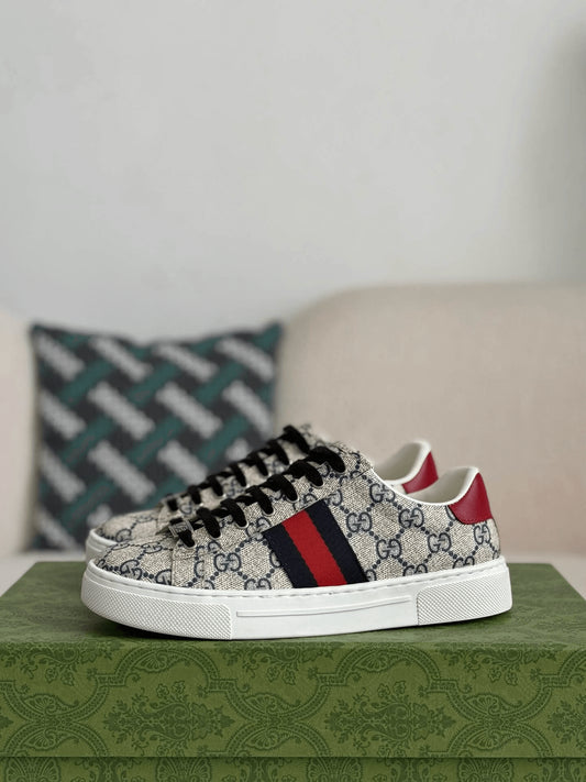Gucci Ace Sneaker – Beige & Blue GG Supreme Canvas