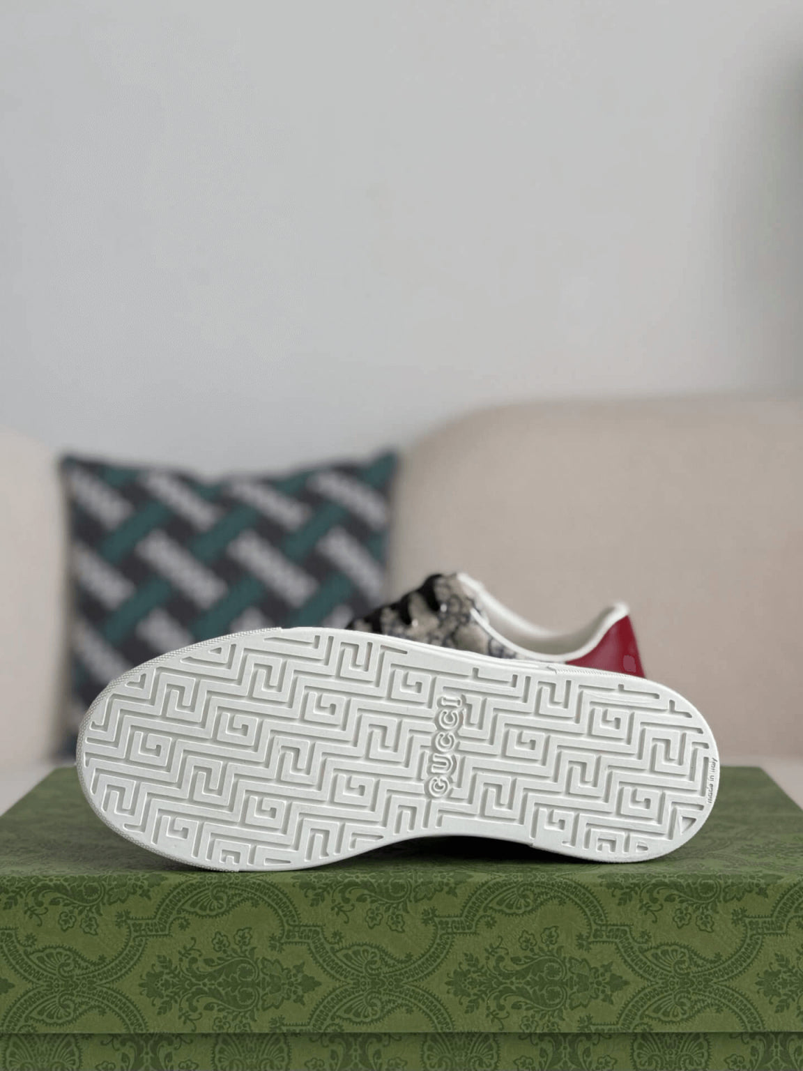 Gucci Ace Sneaker – Beige & Blue GG Supreme Canvas