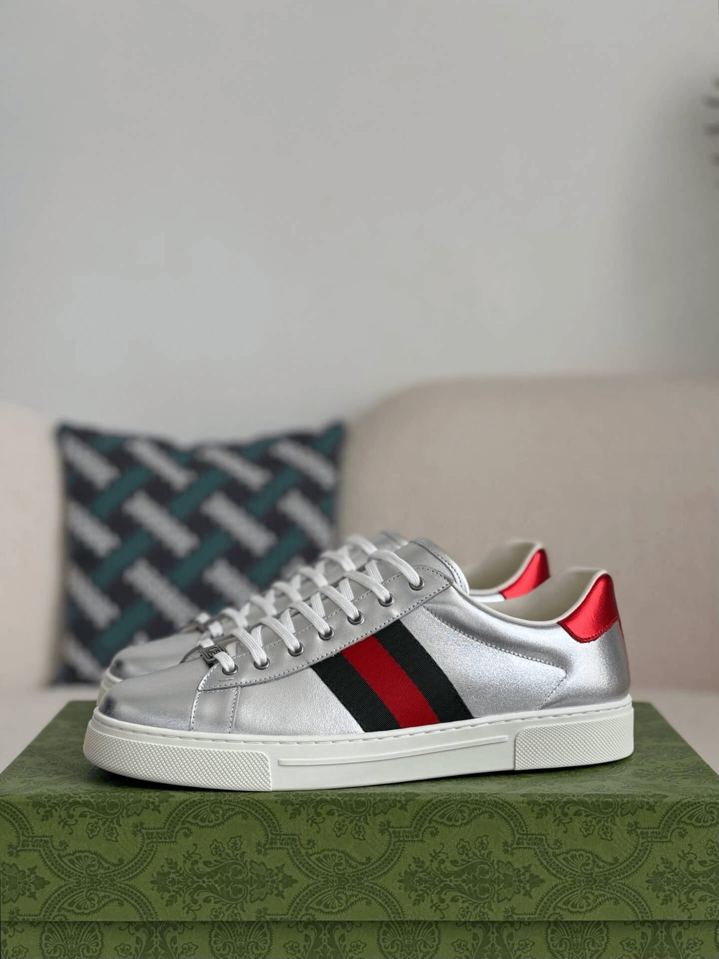 Gucci Ace Sneaker – Metallic Silver Leather