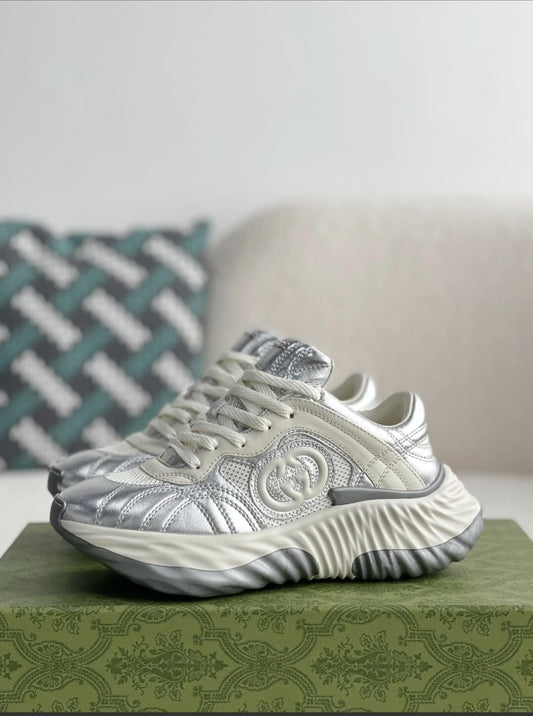 Gucci Ripple Trainer "silber weiß"