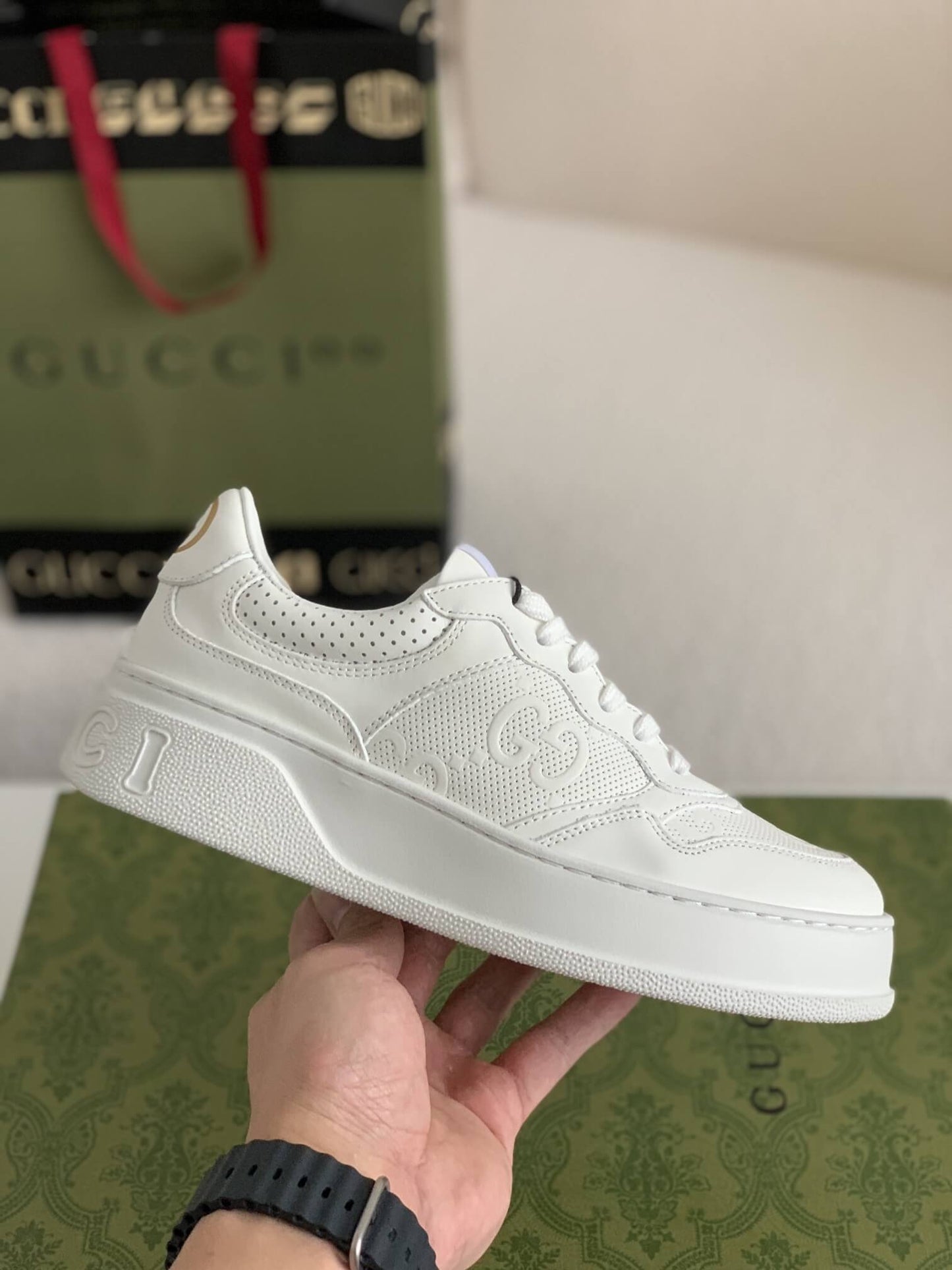 Gucci GG-geprägter Sneaker „weiß“