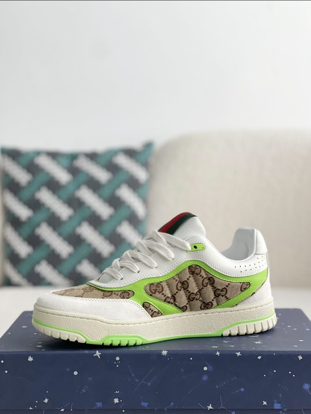 GUCCI スニーカーMAC80 Sneaker Gucci Mac80 Sneaker – White, Neon Green & GG Supreme Canvas
