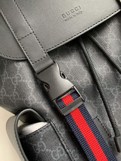 Gucci Men's Black Stripe GG Supreme Backpack.