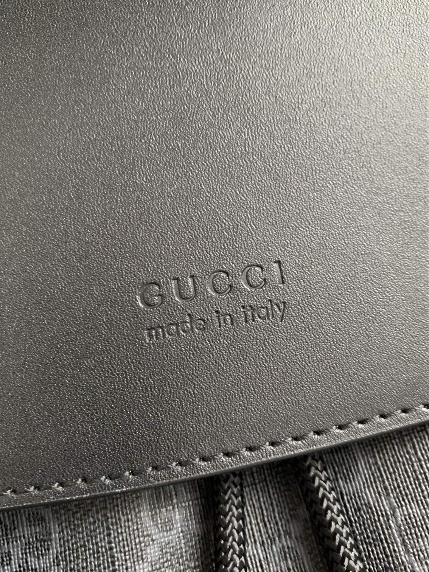 Gucci Men's Black Stripe GG Supreme Backpack.