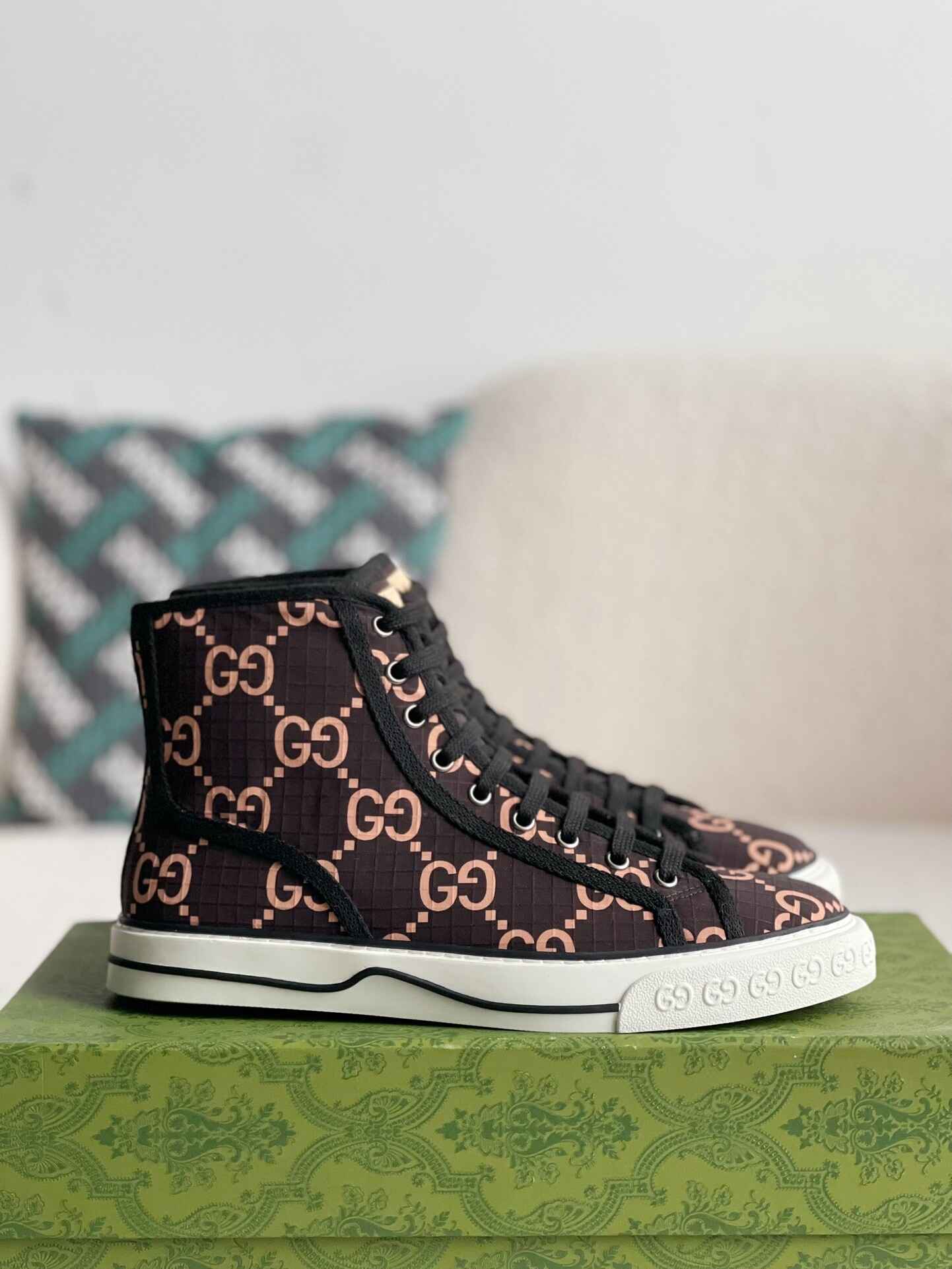 Gucci Tennis 1977 High-Top Sneaker – Black & Pink GG Nylon