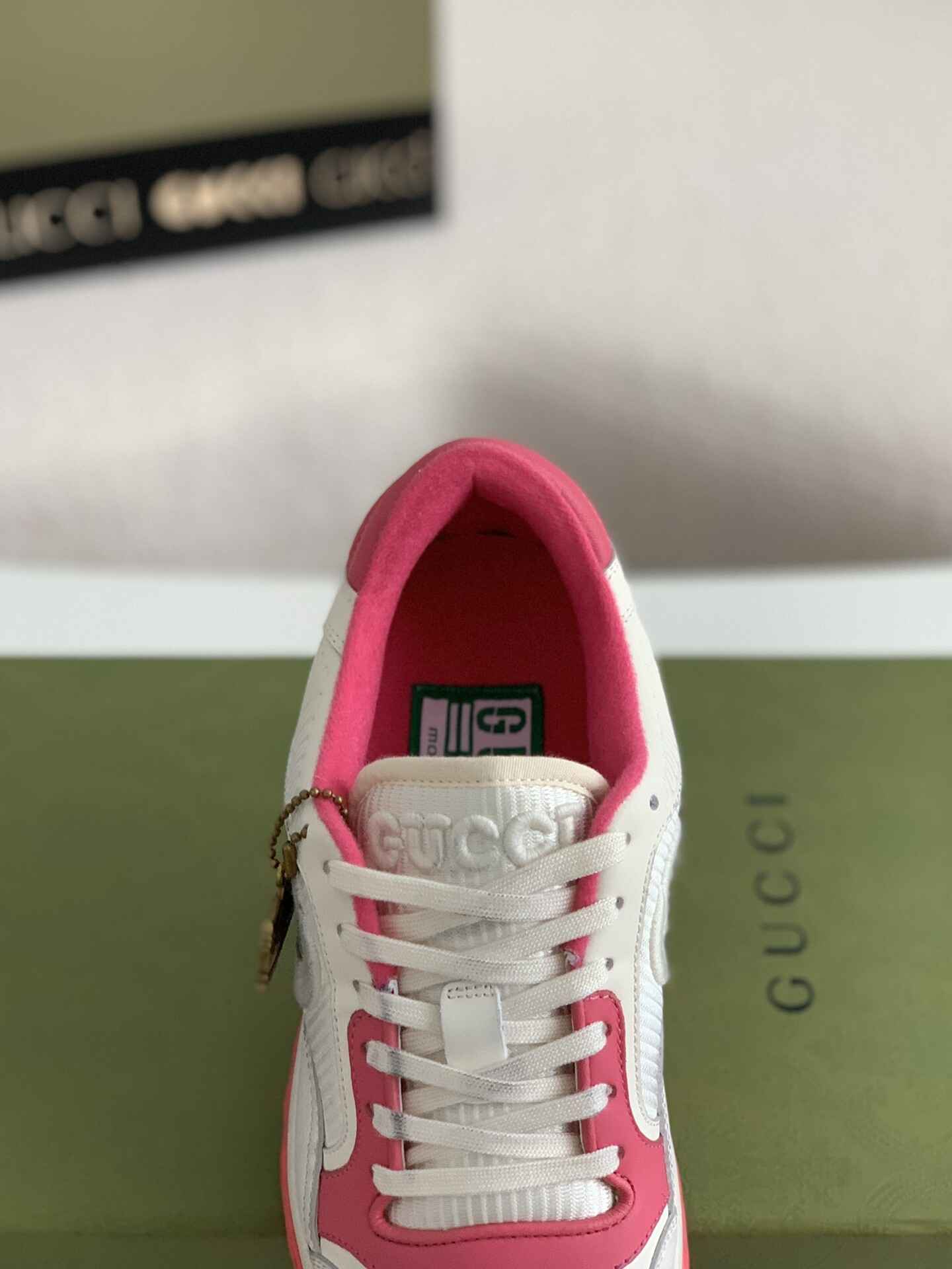 Gucci Women's Mac80 White Pink Leather Sneakers