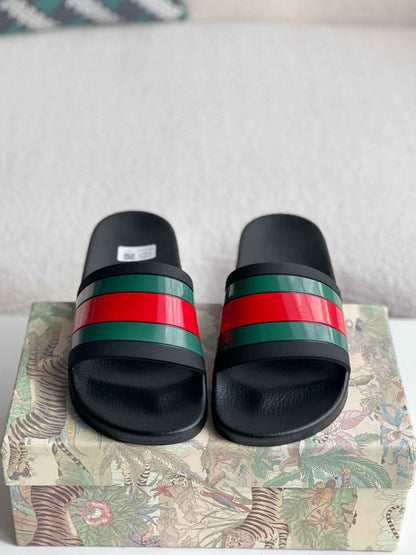 Gucci Pursuit Web Slides "Black"