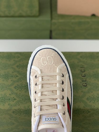 Gucci GG Tennis 1977 Cream Trainer Low-Top Sneakers.