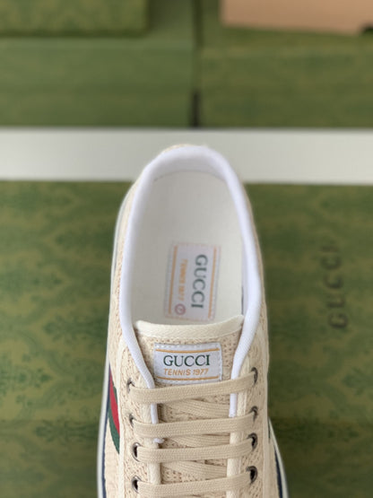 Gucci GG Tennis 1977 Cream Trainer Low-Top Sneakers.