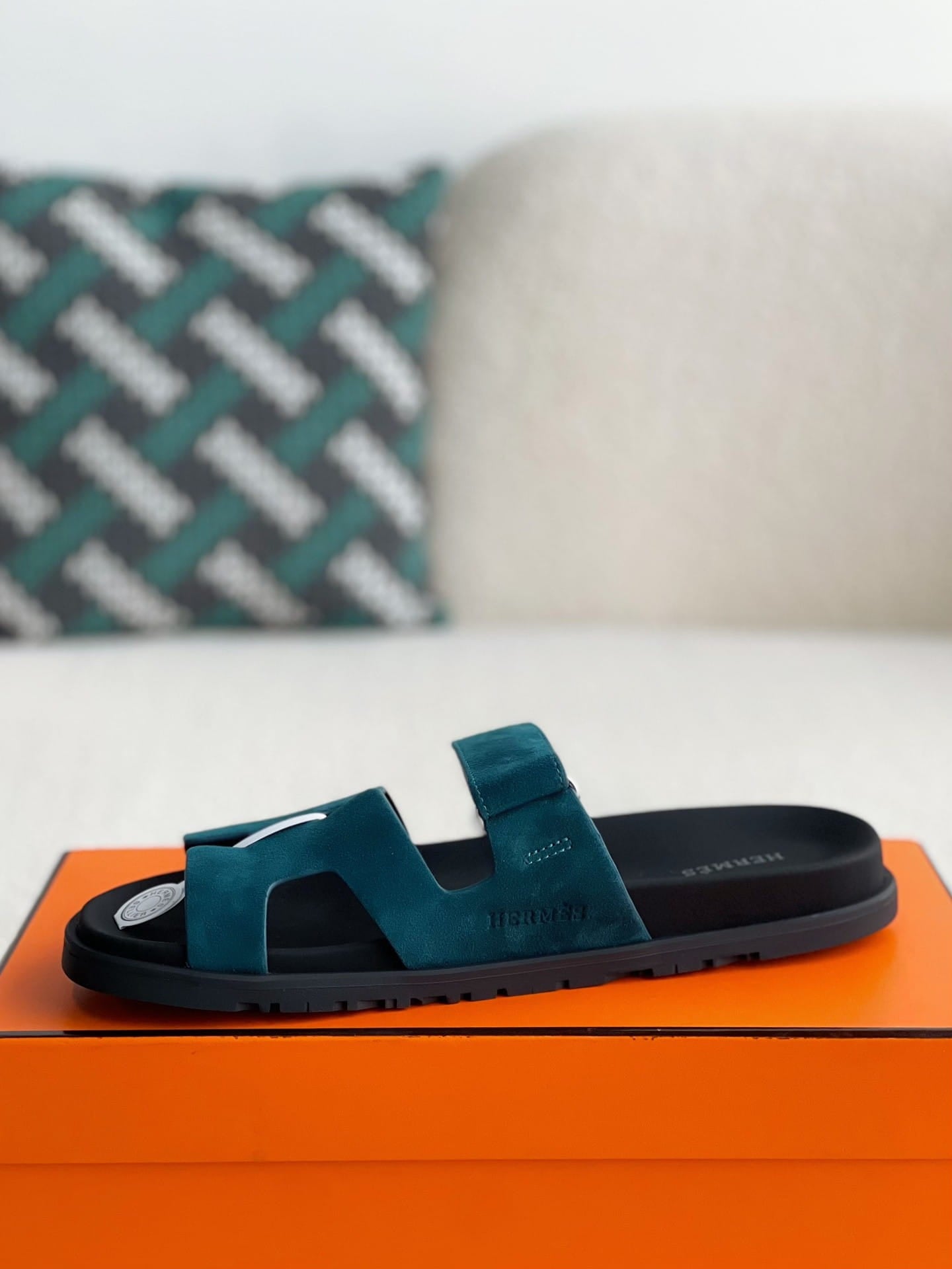 Hermès Bleu Turquin Suede Goatskin Chypre Sandal
