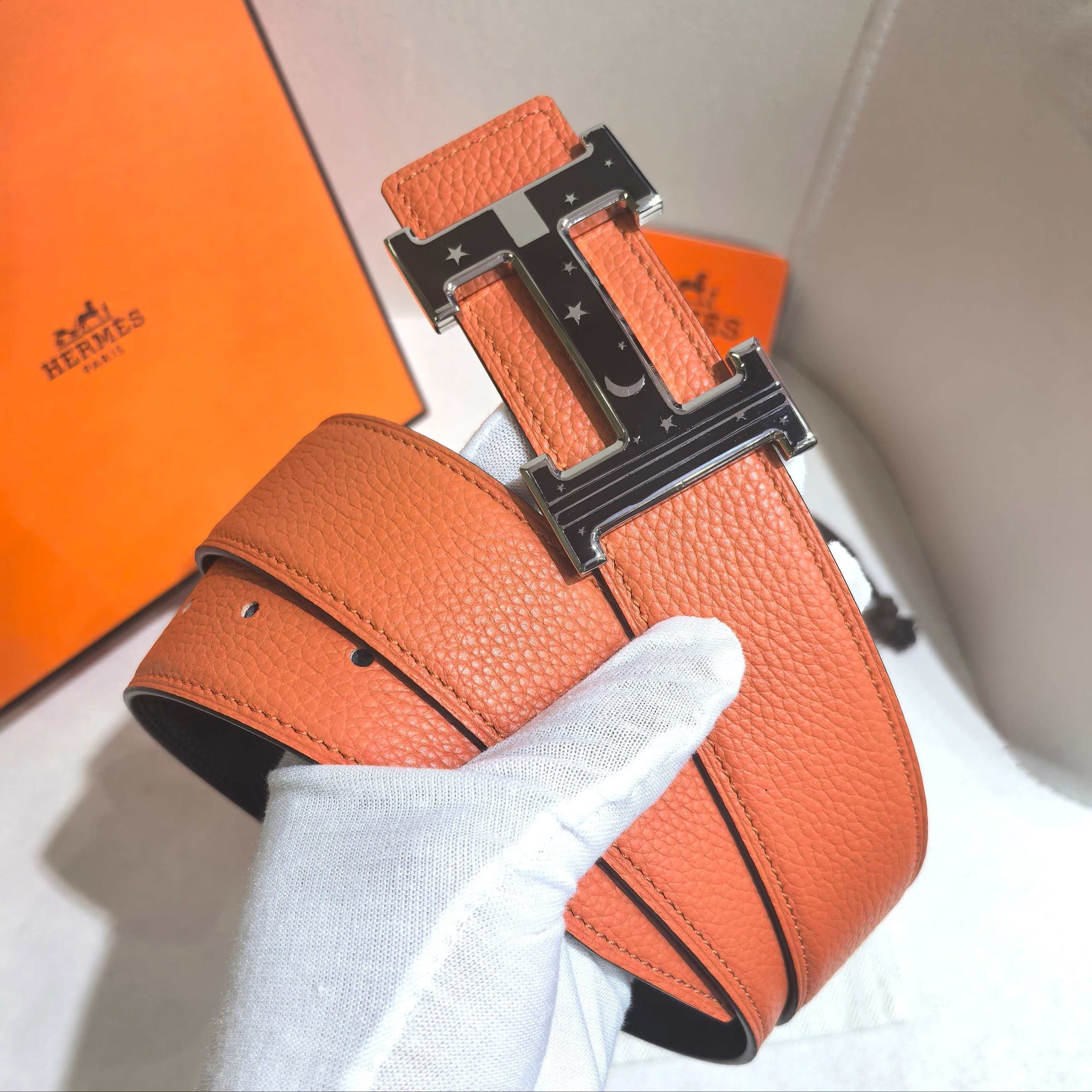 HERMES オレンジ レザー ベルト 75 Hermès Orange Reversible Leather Strap 32 mm Belt - Silver & Black