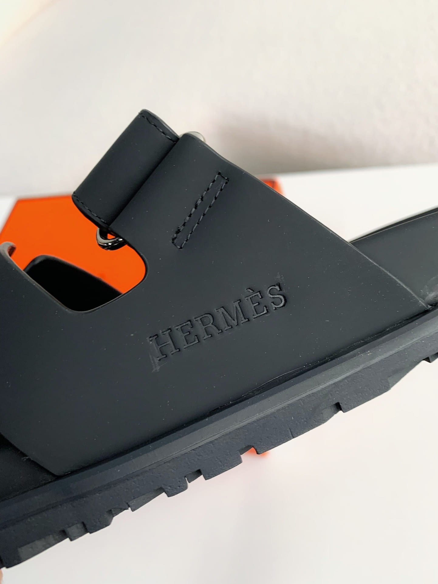 Hermès Techno Black Calfskin Chypre Sandals