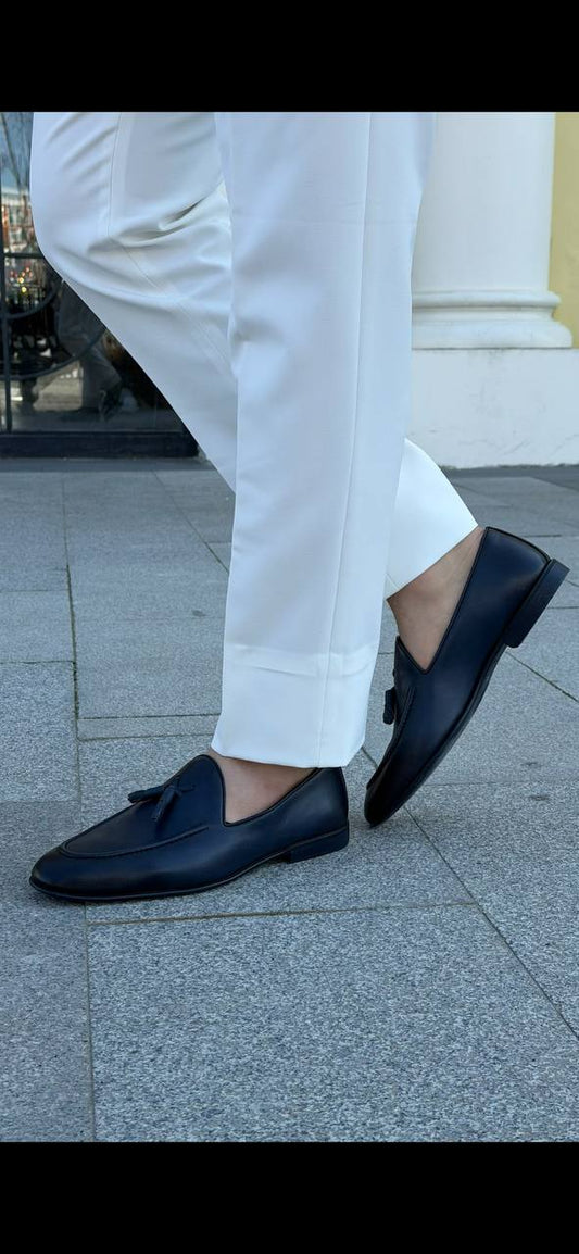 HolloShoe Onyx Black Smooth Leather Tassel Loafers