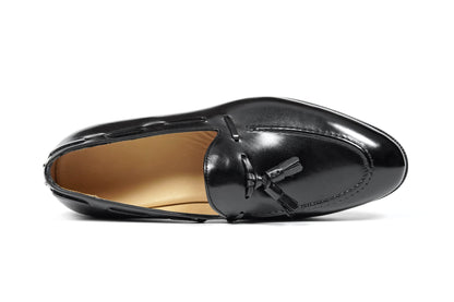 HolloShoe Handmade Black Tassel Leather Loafer – top-down view, showcasing high-shine black leather and signature tassel detail.