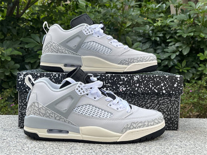 Air Jordan  Spizike Low "Photon Dust." Sneaker