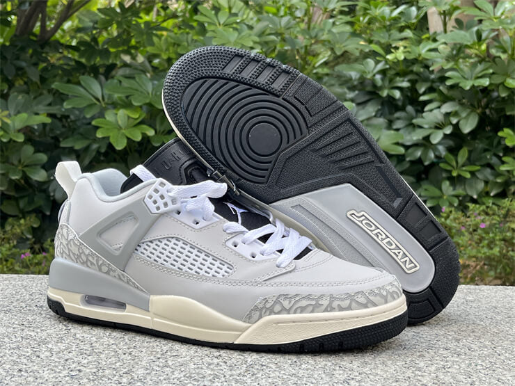 Air Jordan  Spizike Low "Photon Dust." Sneaker