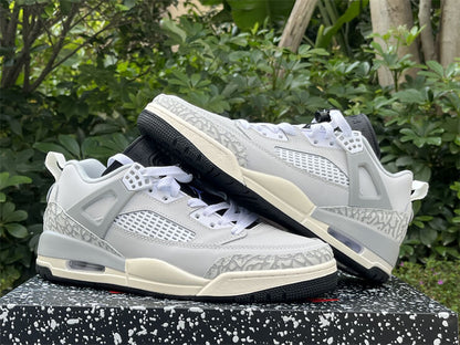 Air Jordan  Spizike Low "Photon Dust." Sneaker