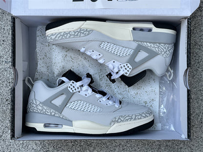 Air Jordan  Spizike Low "Photon Dust." Sneaker