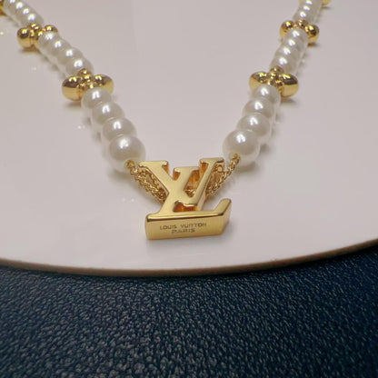 LOUIS VUITTON My LV White Pearl Necklace