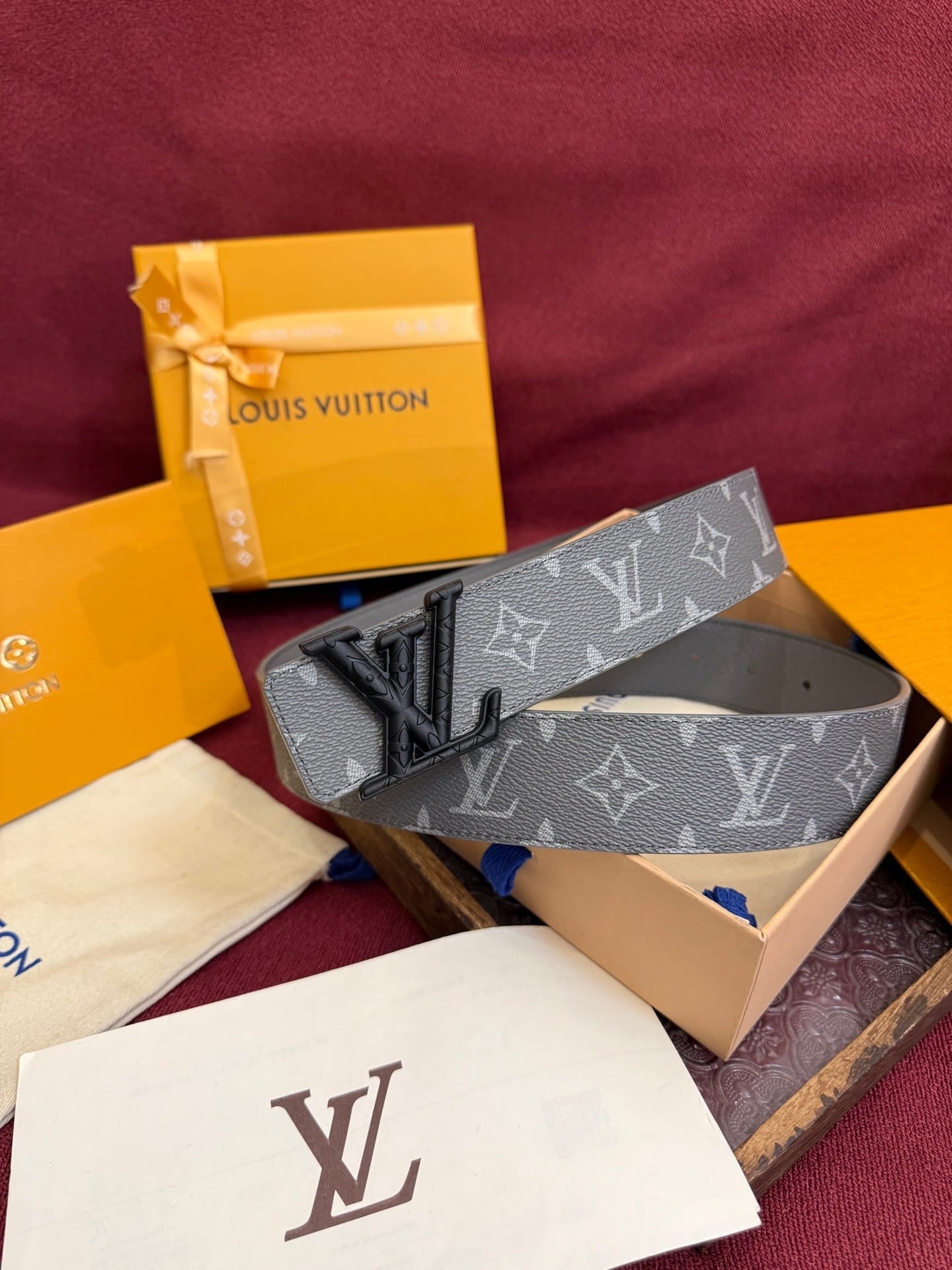 Louis Vuitton Anthracite Grey Monogram Taurillon 40mm Reversible Belt - Engraved Matte Black Buckle