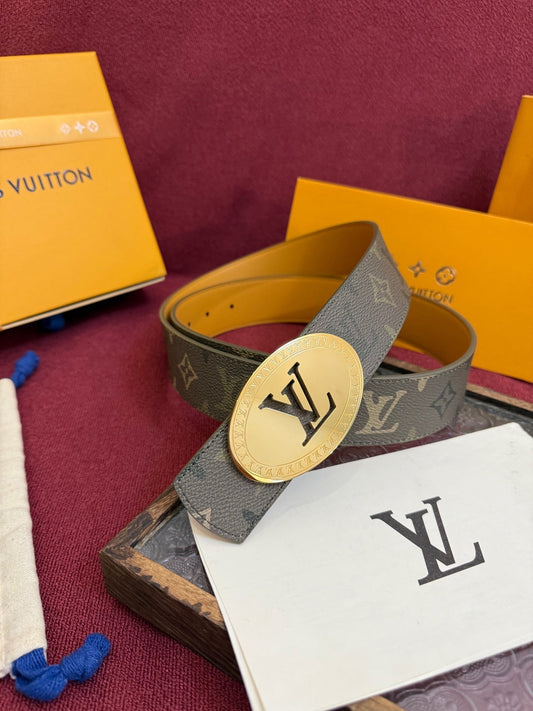 Louis Vuitton Eclipse Monogram Heritage 40mm Reversible Belt - Oval Gold Buckle