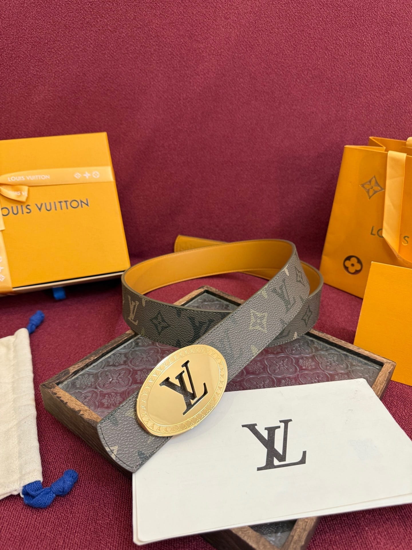 Louis Vuitton Eclipse Monogram Heritage 40mm Reversible Belt - Oval Gold Buckle