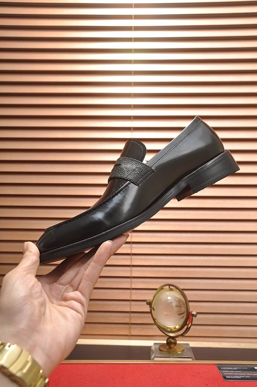 Louis Vuitton Hockenheim Loafer – Black Glazed Calf Leather & Monogram Eclipse