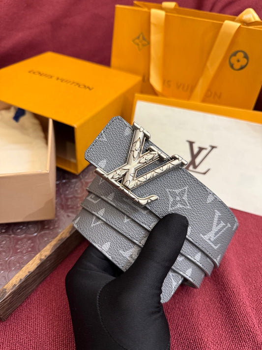 Louis Vuitton LV Anthracite Grey Monogram Taurillon 40mm Reversible Belt - Engraved Silver Buckle