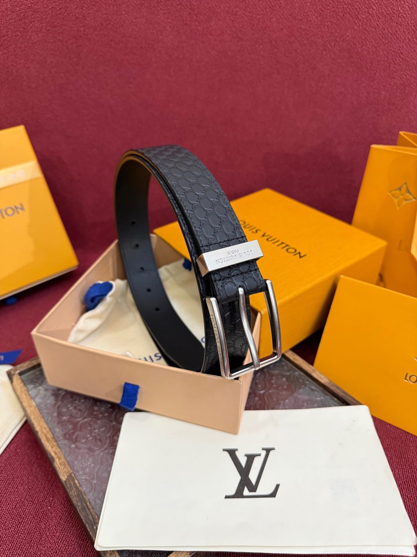 Louis Vuitton LV Black Pont Neuf 35mm Belt - Silver Buckle